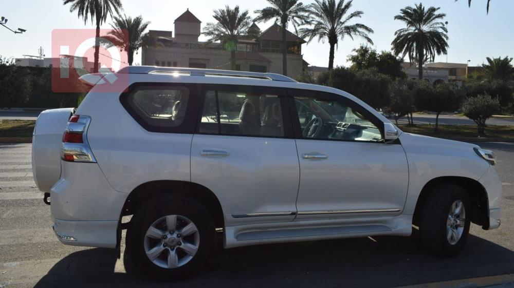 تويوتا لاندكروزر برادو